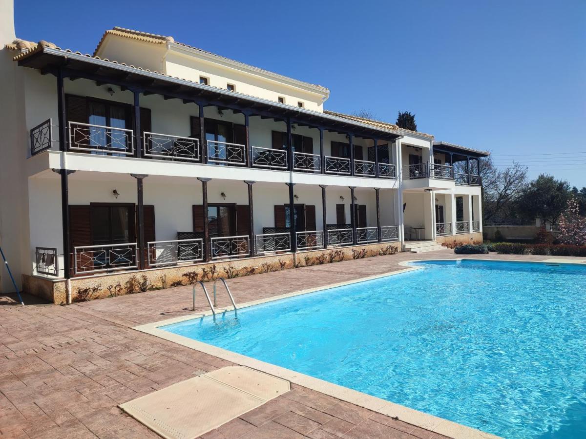 Guesthouse Michobeis Kamarína 외부 사진