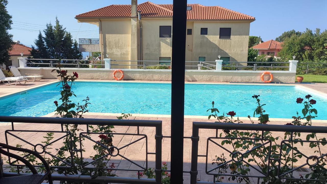 Guesthouse Michobeis Kamarína 외부 사진