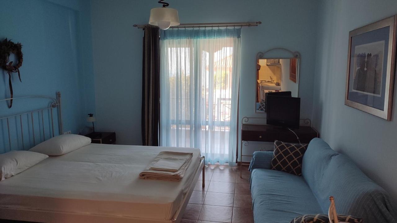 Guesthouse Michobeis Kamarína 외부 사진