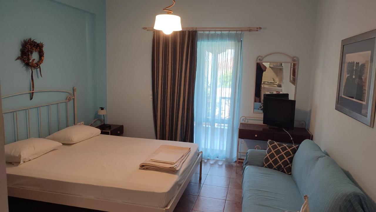 Guesthouse Michobeis Kamarína 외부 사진
