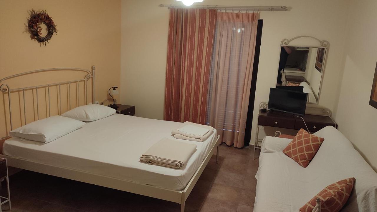 Guesthouse Michobeis Kamarína 외부 사진